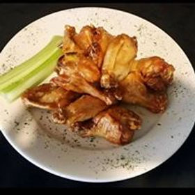 Pirate's Bar and Grill Chicken Wings at Wing Night